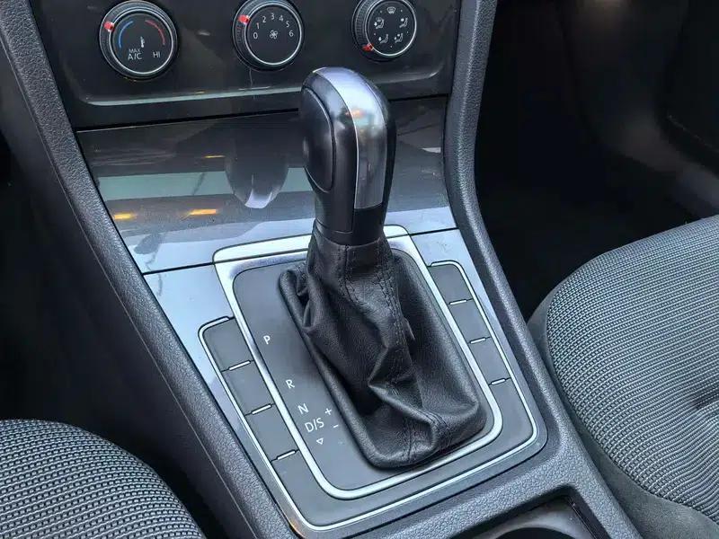 2019 Golf 1.6L Automatic Comfort Edition (China V emission standard) — миниатюра 9