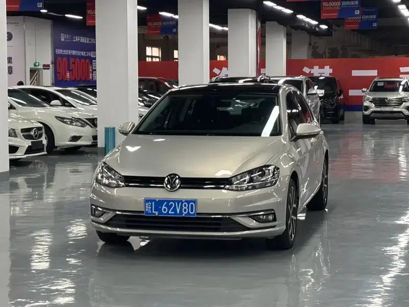 2018 Golf 230TSI Automatic Luxury — миниатюра 1