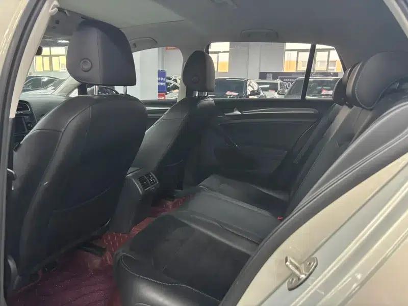 2018 Golf 230TSI Automatic Luxury — миниатюра 14