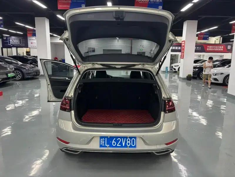 2018 Golf 230TSI Automatic Luxury — миниатюра 15