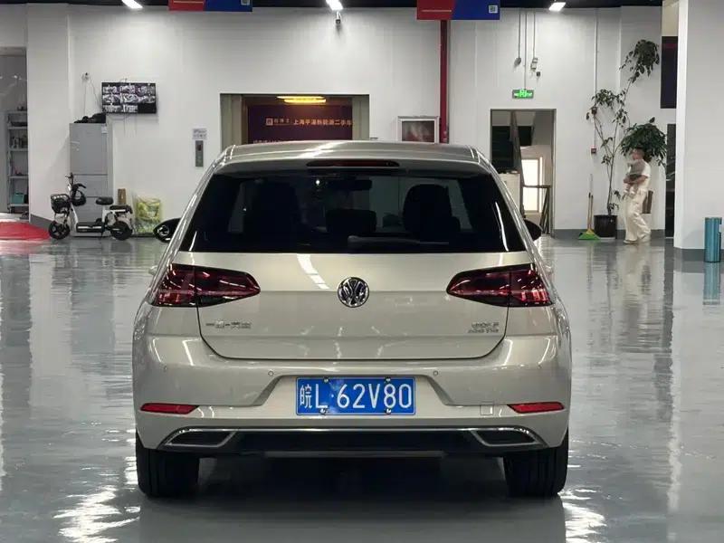 2018 Golf 230TSI Automatic Luxury — миниатюра 4