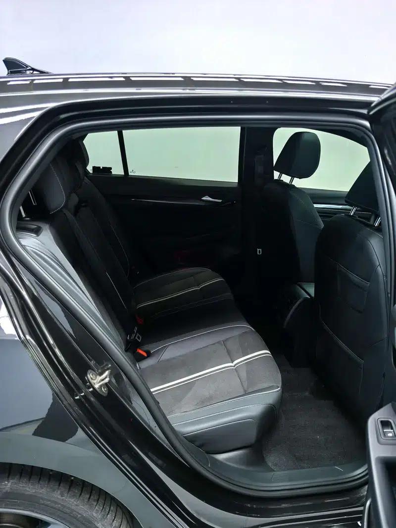 2023 Golf Facelift 280TSI DSG R-Line Lite — миниатюра 11