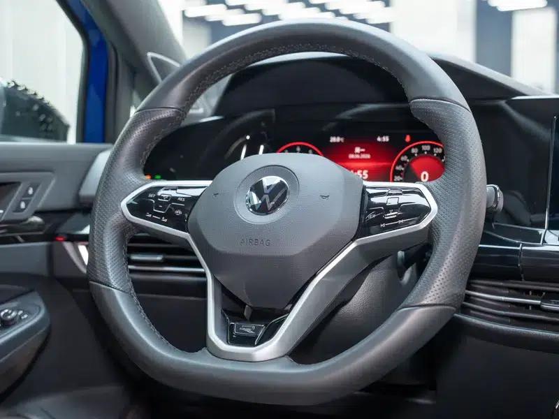 2022 Golf 280TSI DSG R-Line — миниатюра 18