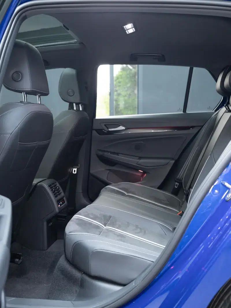 2022 Golf 280TSI DSG R-Line — миниатюра 22