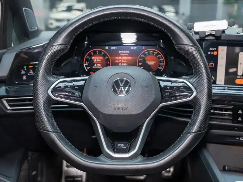 2021 Golf 280TSI DSG R-Line — миниатюра 19