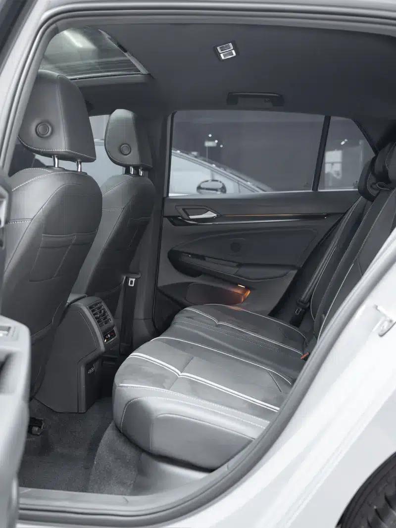 2022 Golf 280TSI DSG R-Line — миниатюра 13