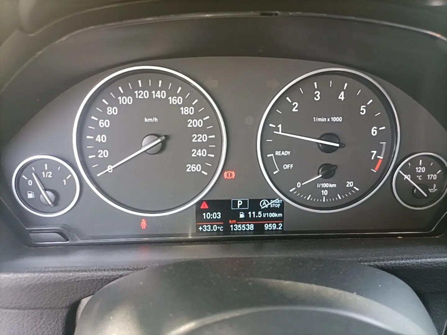 BMW 3 Series 2015 316i Active Edition — миниатюра 19