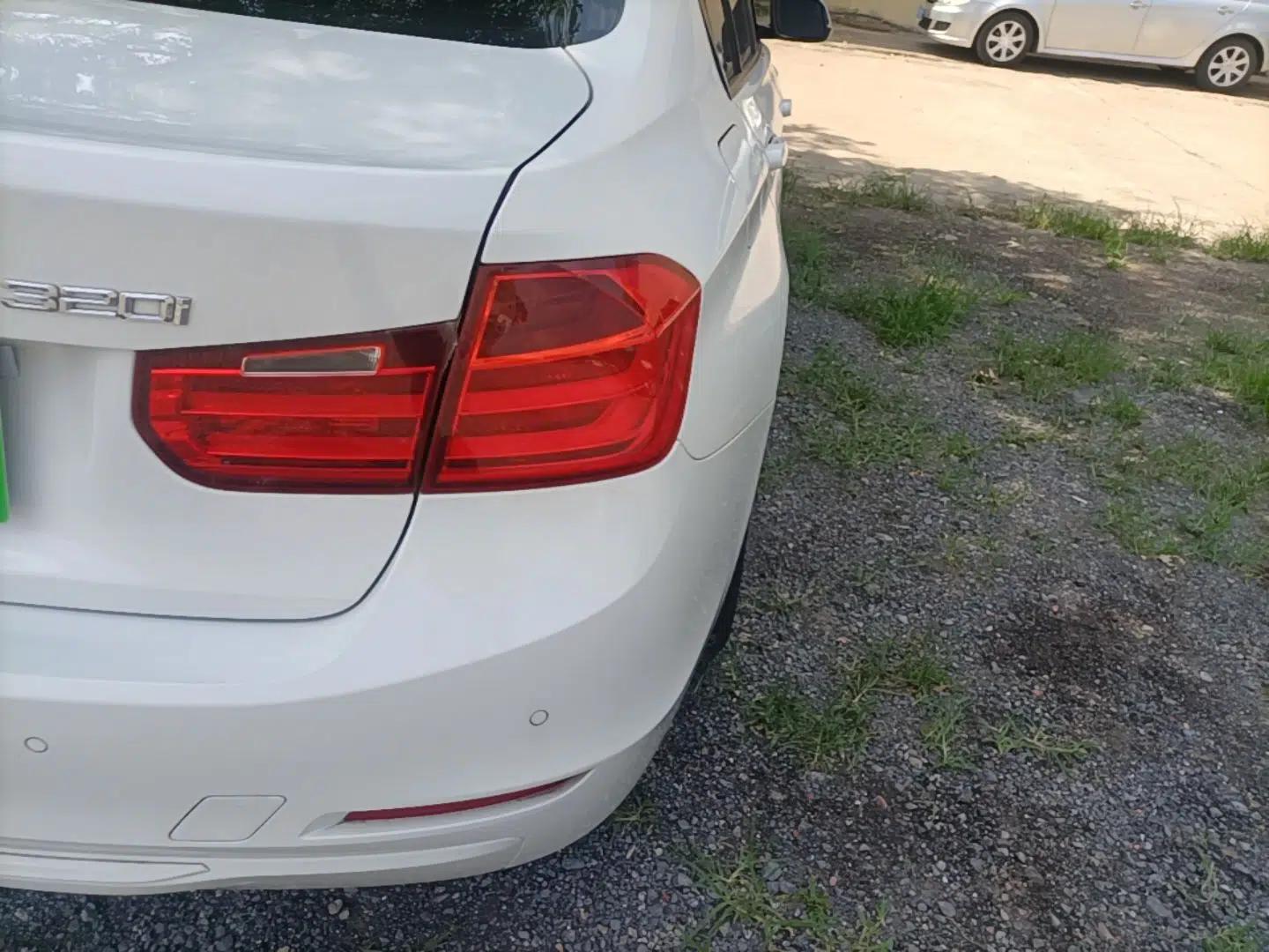 BMW 3 Series 2015 316i Active Edition — миниатюра 9