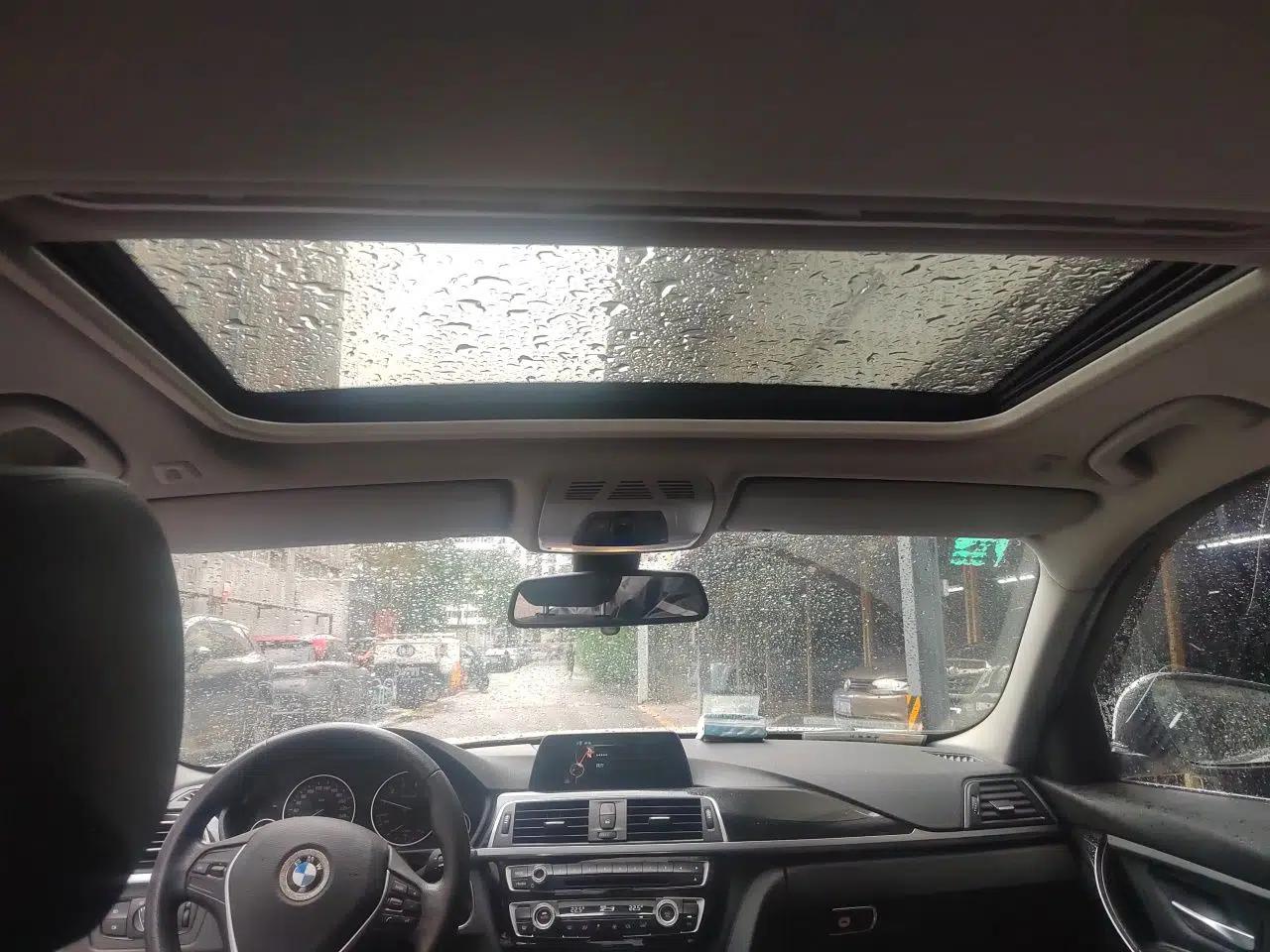BMW 3 Series 2016 320Li Ambition Model — миниатюра 18