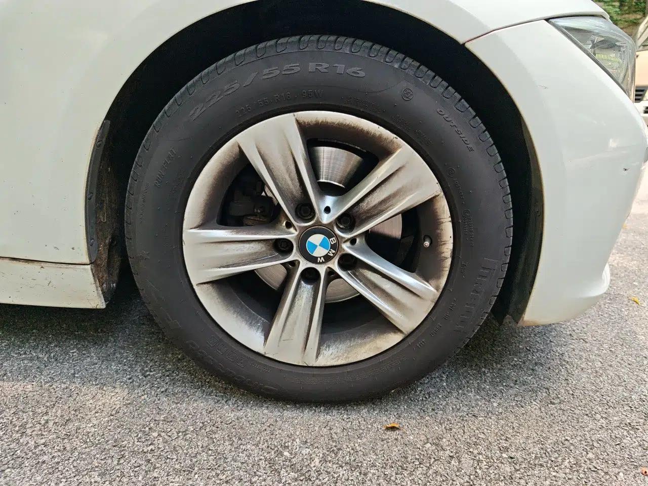 BMW 3 Series 2015 320i Luxury Line Stylish Edition — миниатюра 8