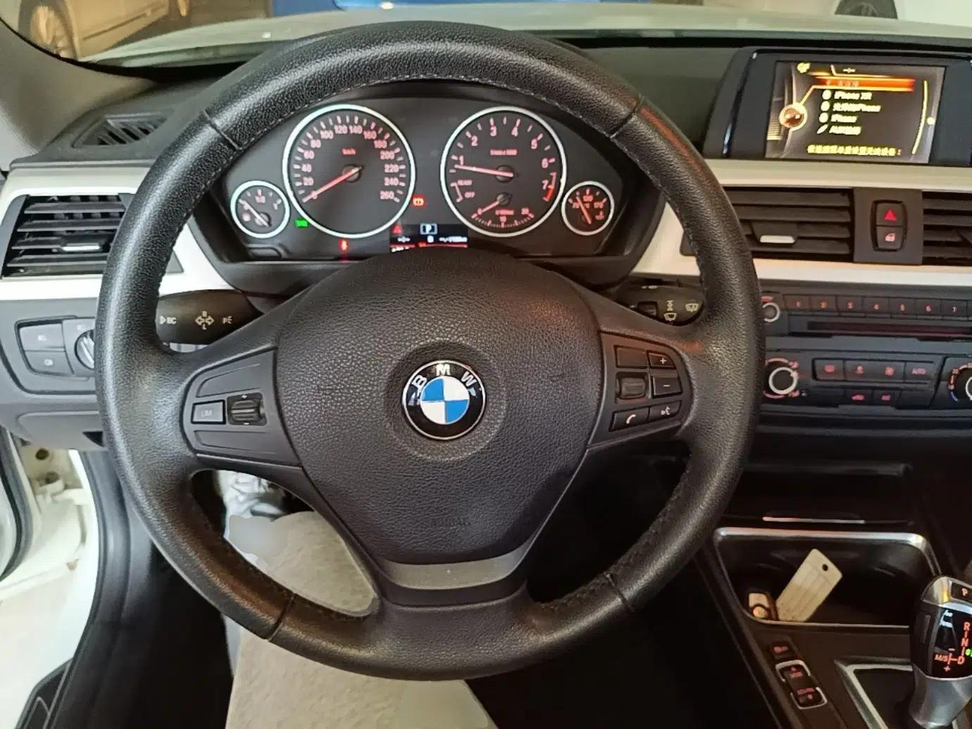 BMW 3 Series 2015 320i Active Edition — миниатюра 18
