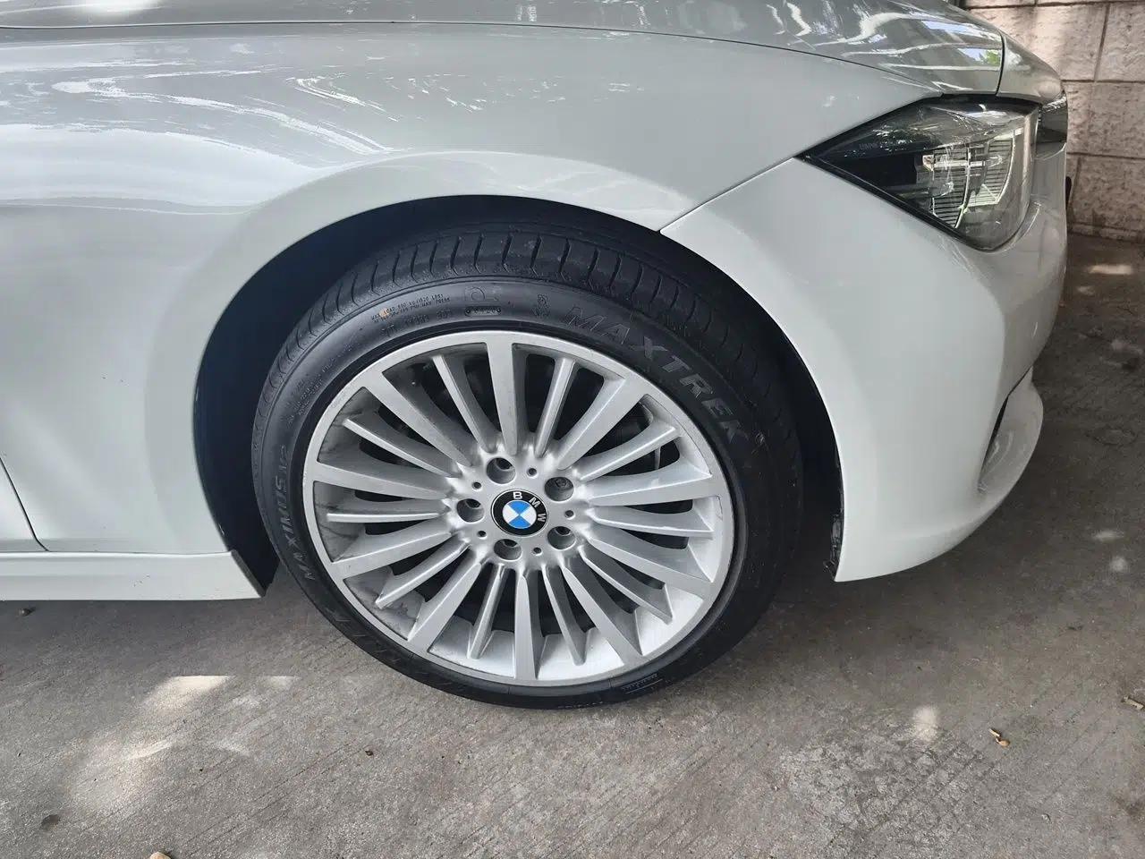 BMW 3 Series 2018 320Li Fashion Model — миниатюра 8