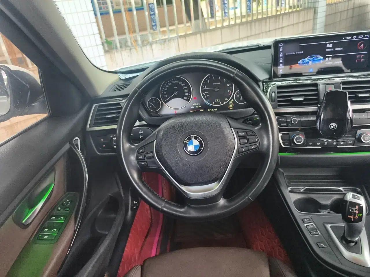 BMW 3 Series 2018 320Li Fashion Model — миниатюра 10