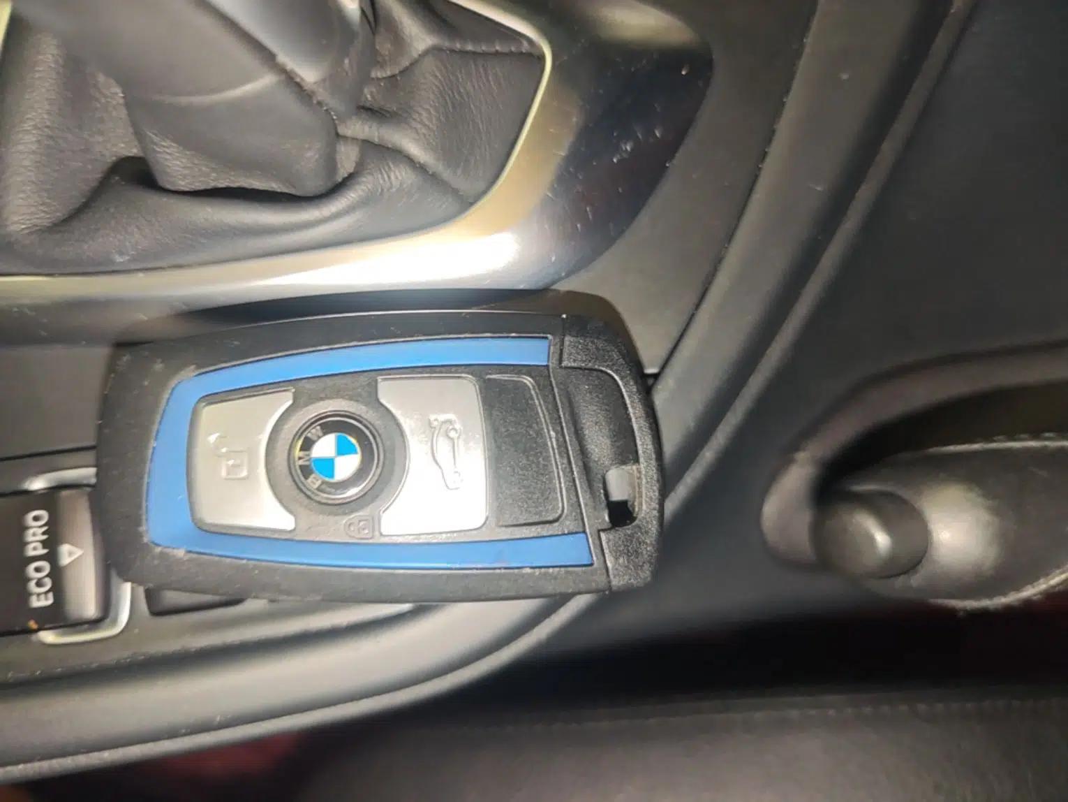 BMW 3 Series 2018 320Li Leading Model M Sport Package — миниатюра 28