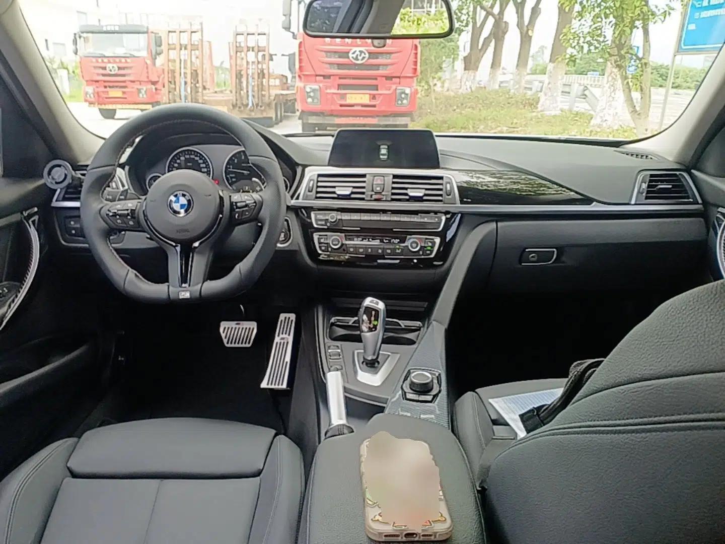 BMW 3 Series 2018 320Li Fashion Model — миниатюра 12