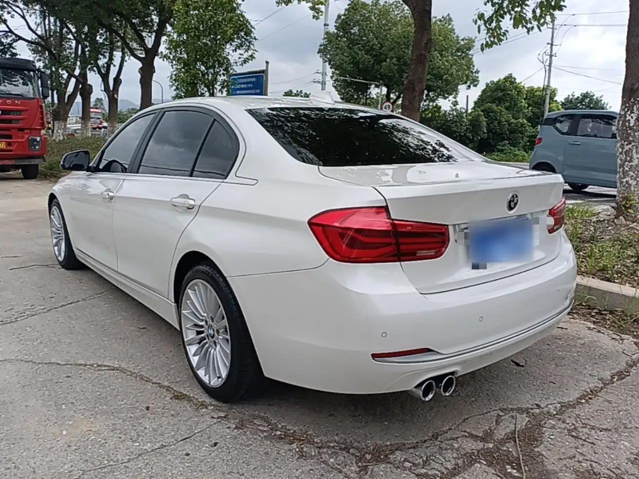 BMW 3 Series 2018 320Li Fashion Model — миниатюра 4