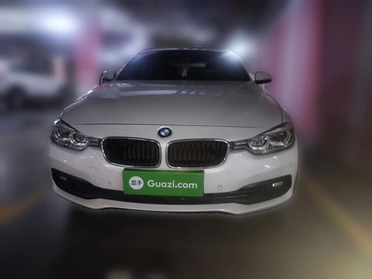 BMW 3 Series 2018 318i — миниатюра 2