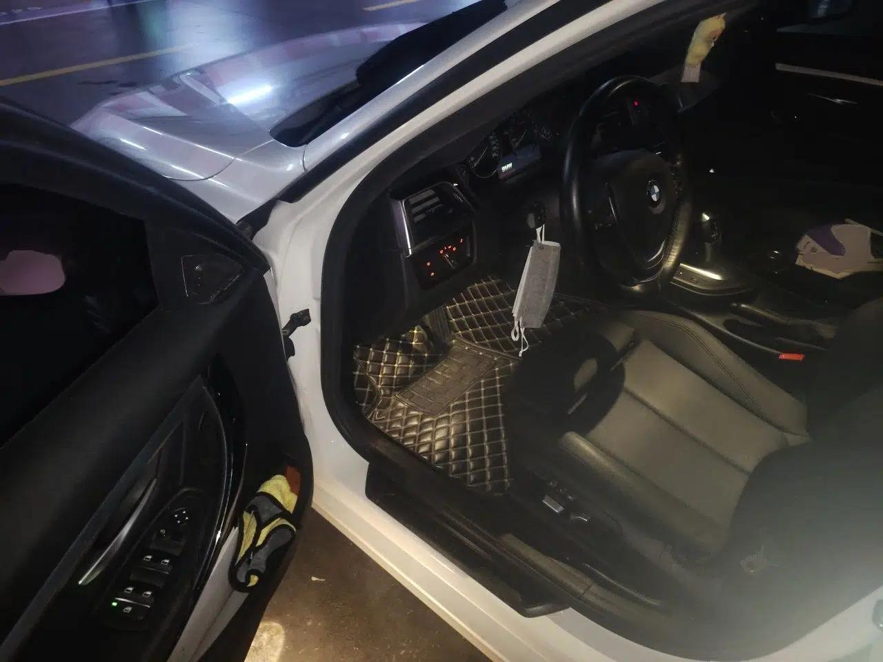 BMW 3 Series 2018 318i — миниатюра 16