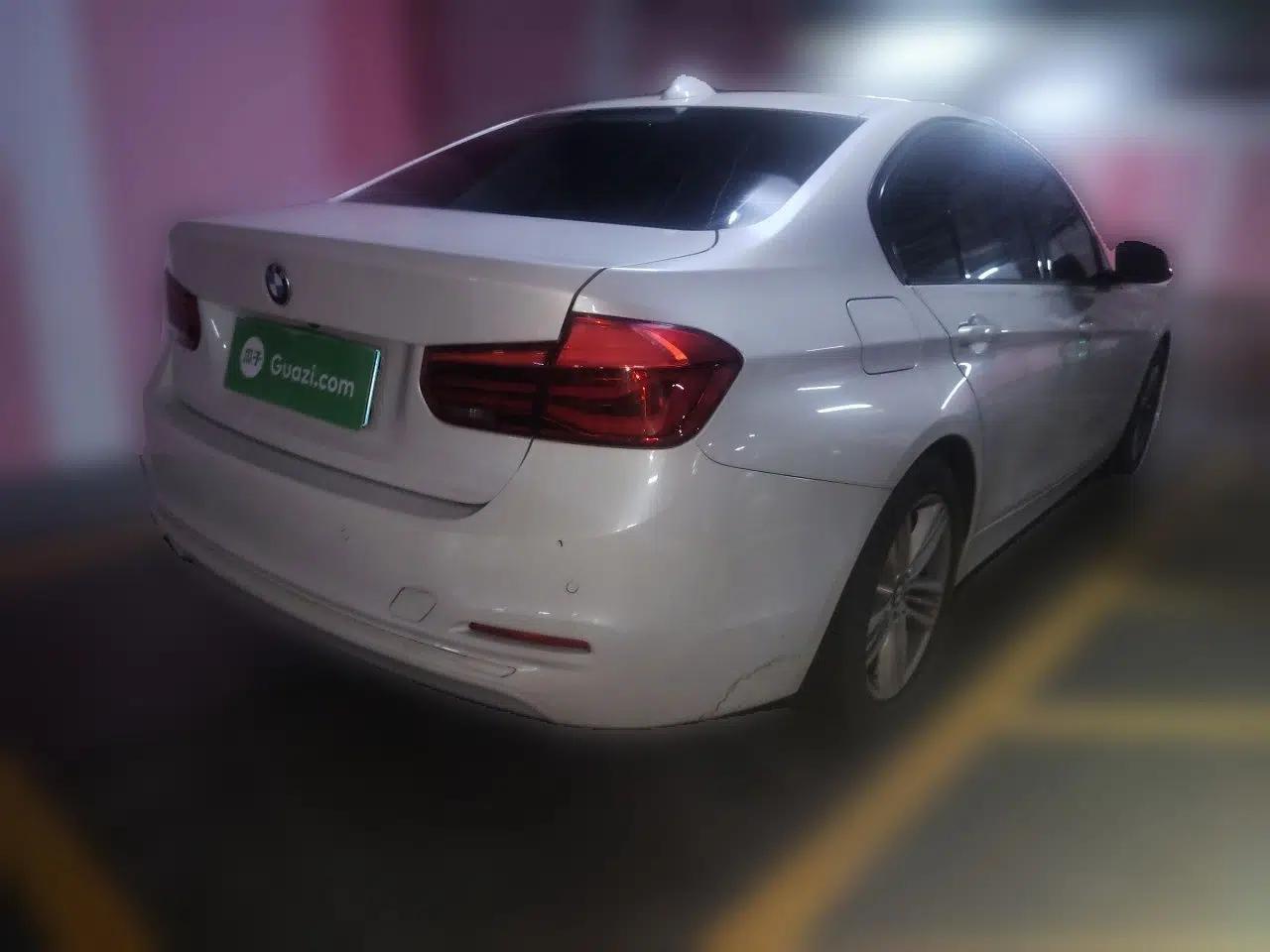 BMW 3 Series 2018 318i — миниатюра 6