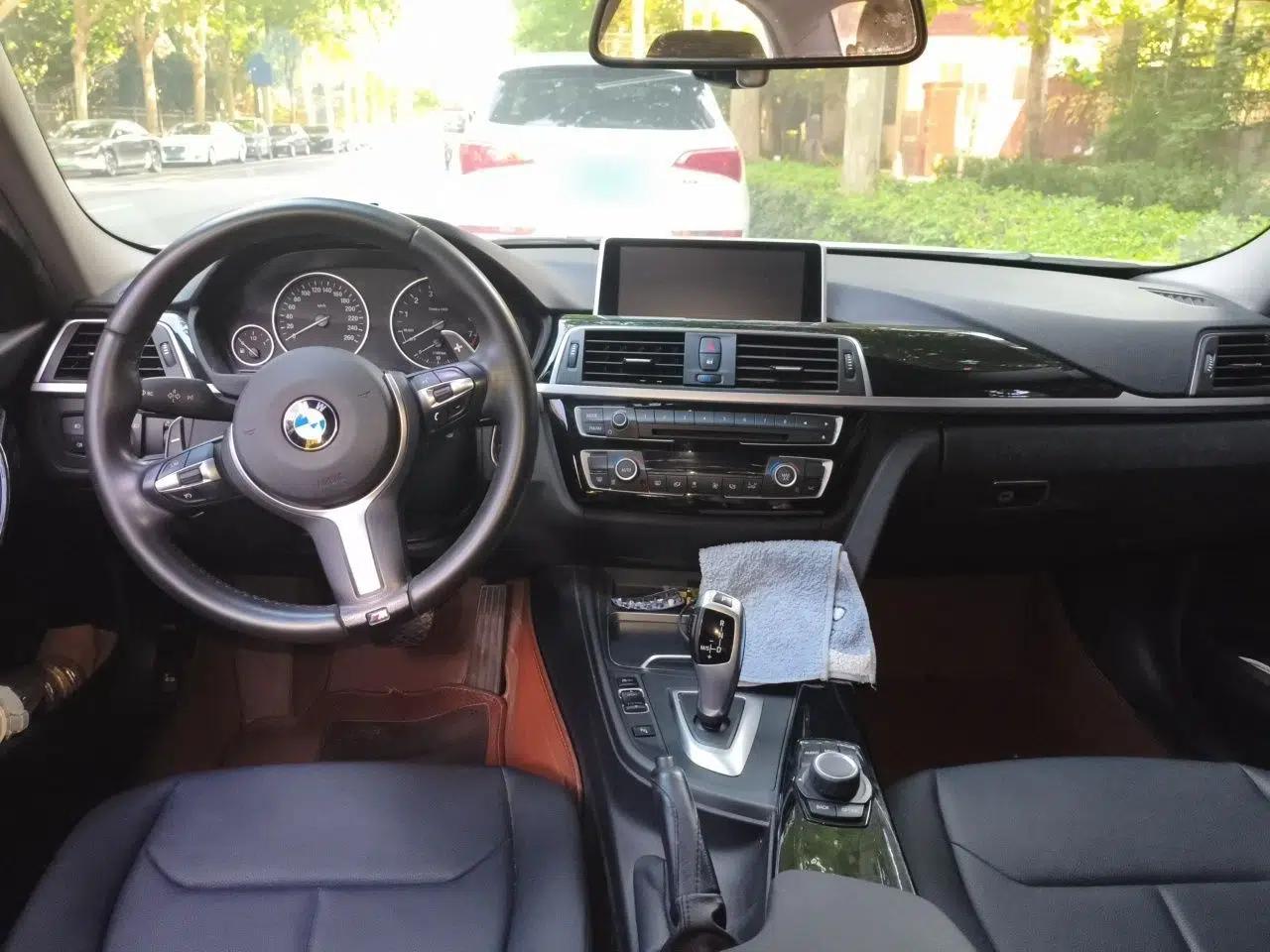 BMW 3 Series 2017 320Li Fashion Model — миниатюра 9