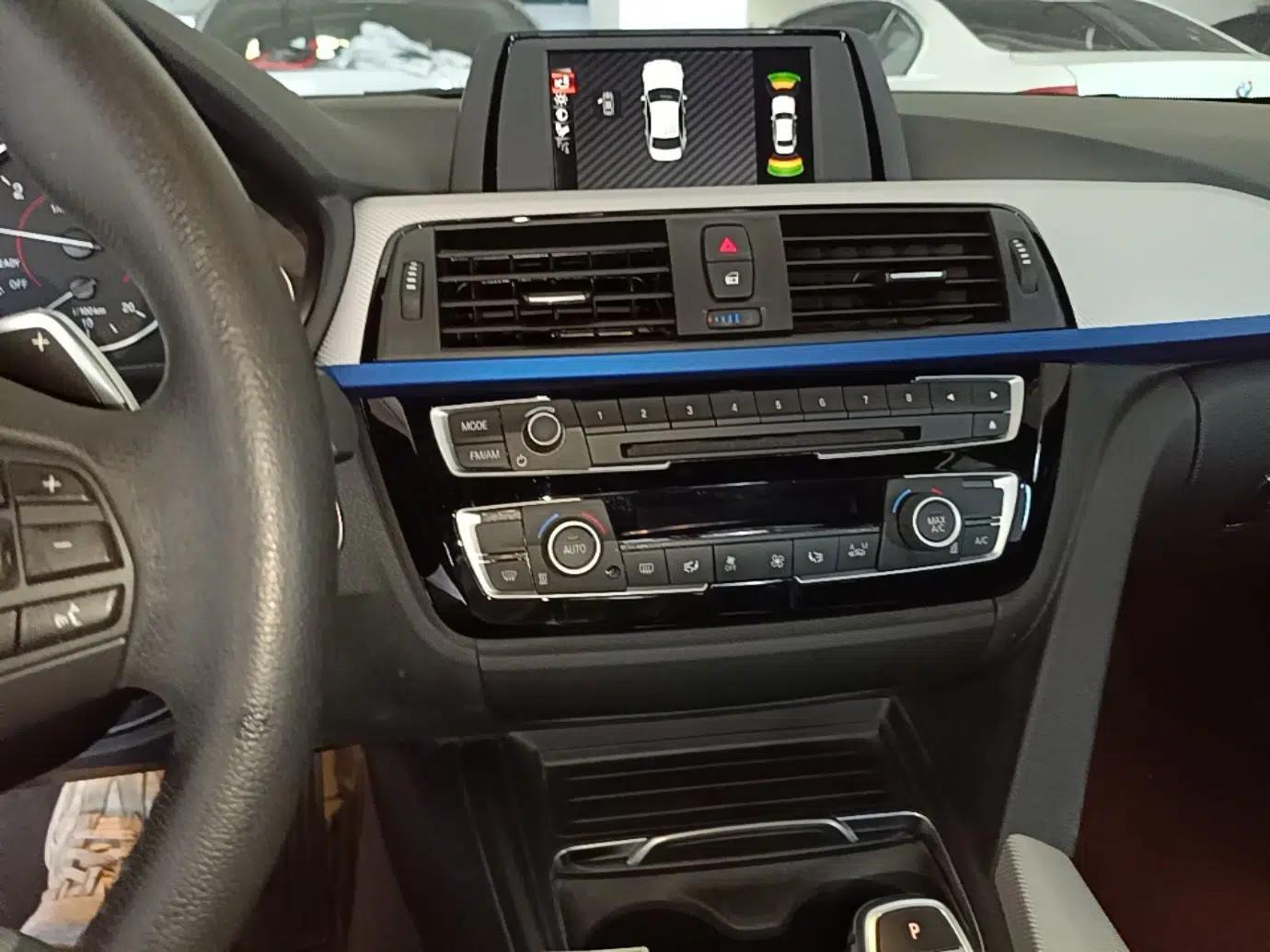 BMW 3 Series 2017 320i M Sport — миниатюра 20