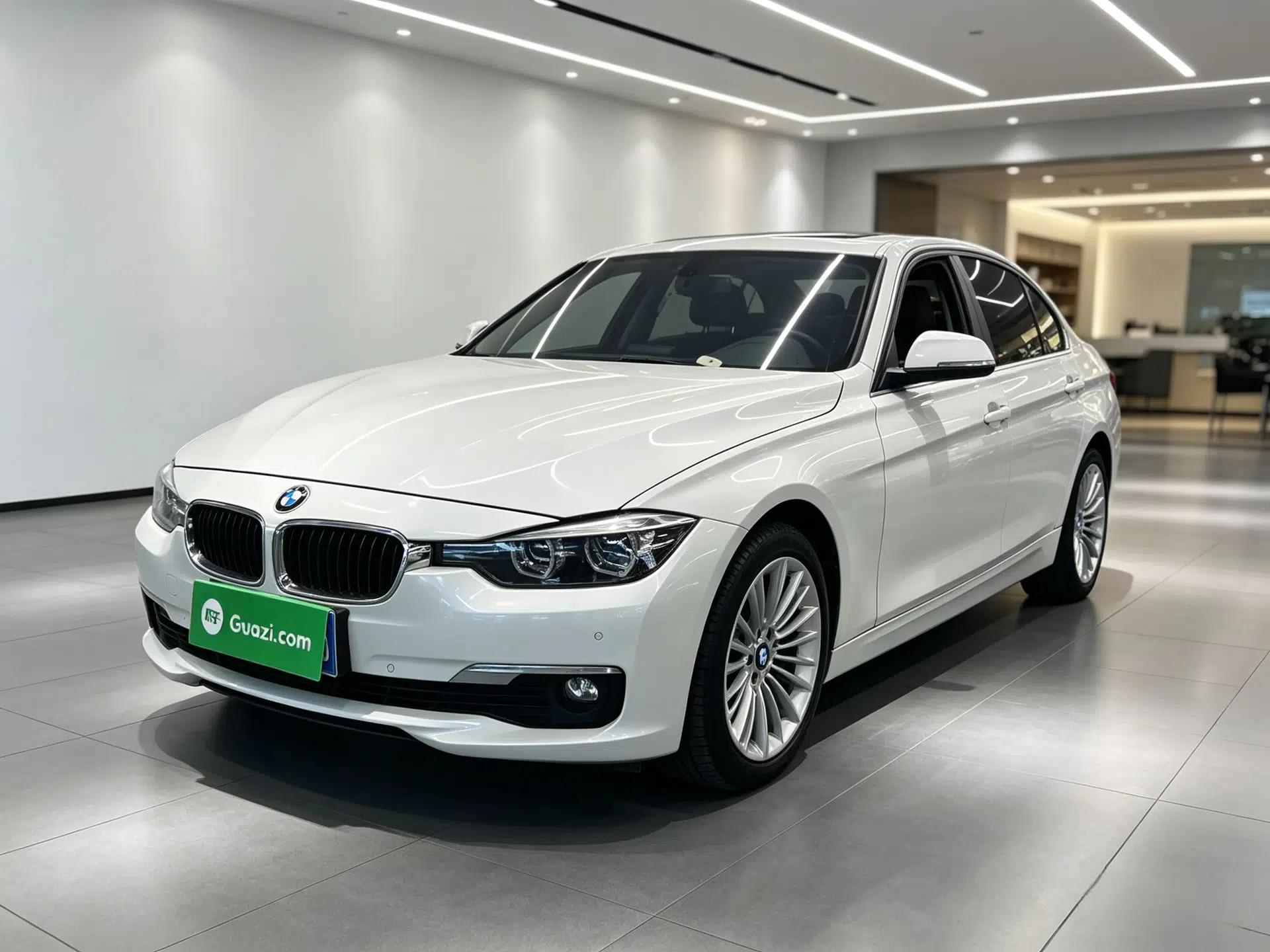 BMW 3 Series 2018 320Li Fashion Model — миниатюра 1