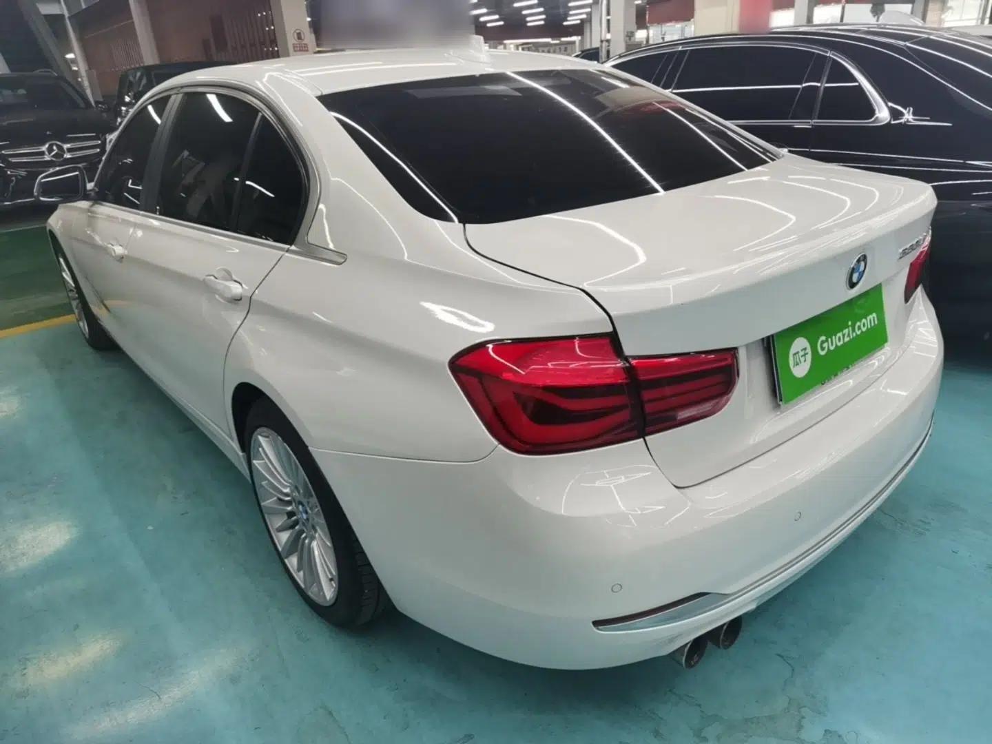 BMW 3 Series 2018 320Li Fashion Model — миниатюра 13