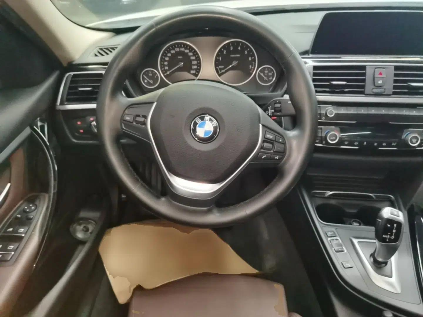 BMW 3 Series 2018 320Li Fashion Model — миниатюра 18