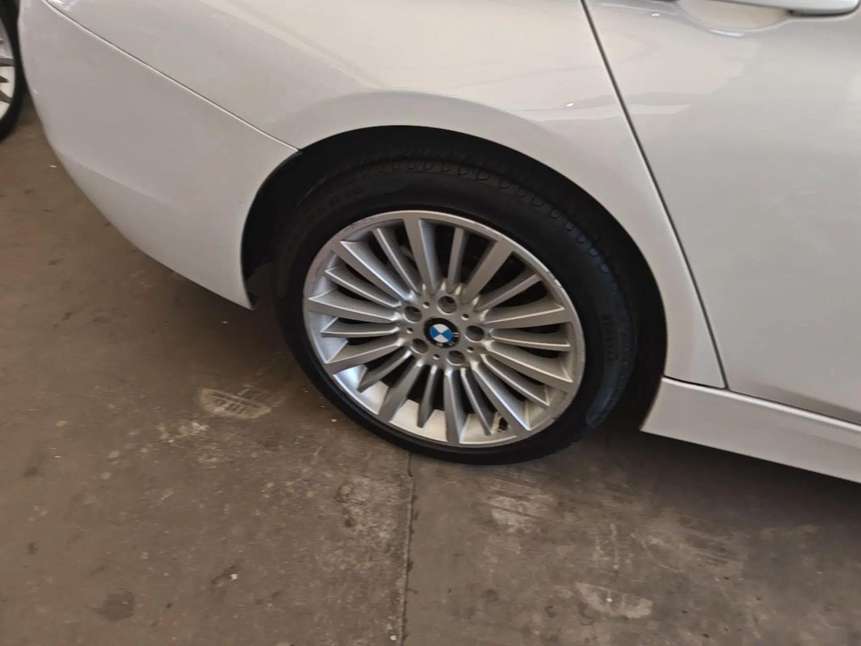 BMW 3 Series 2018 320Li Fashion Model — миниатюра 11