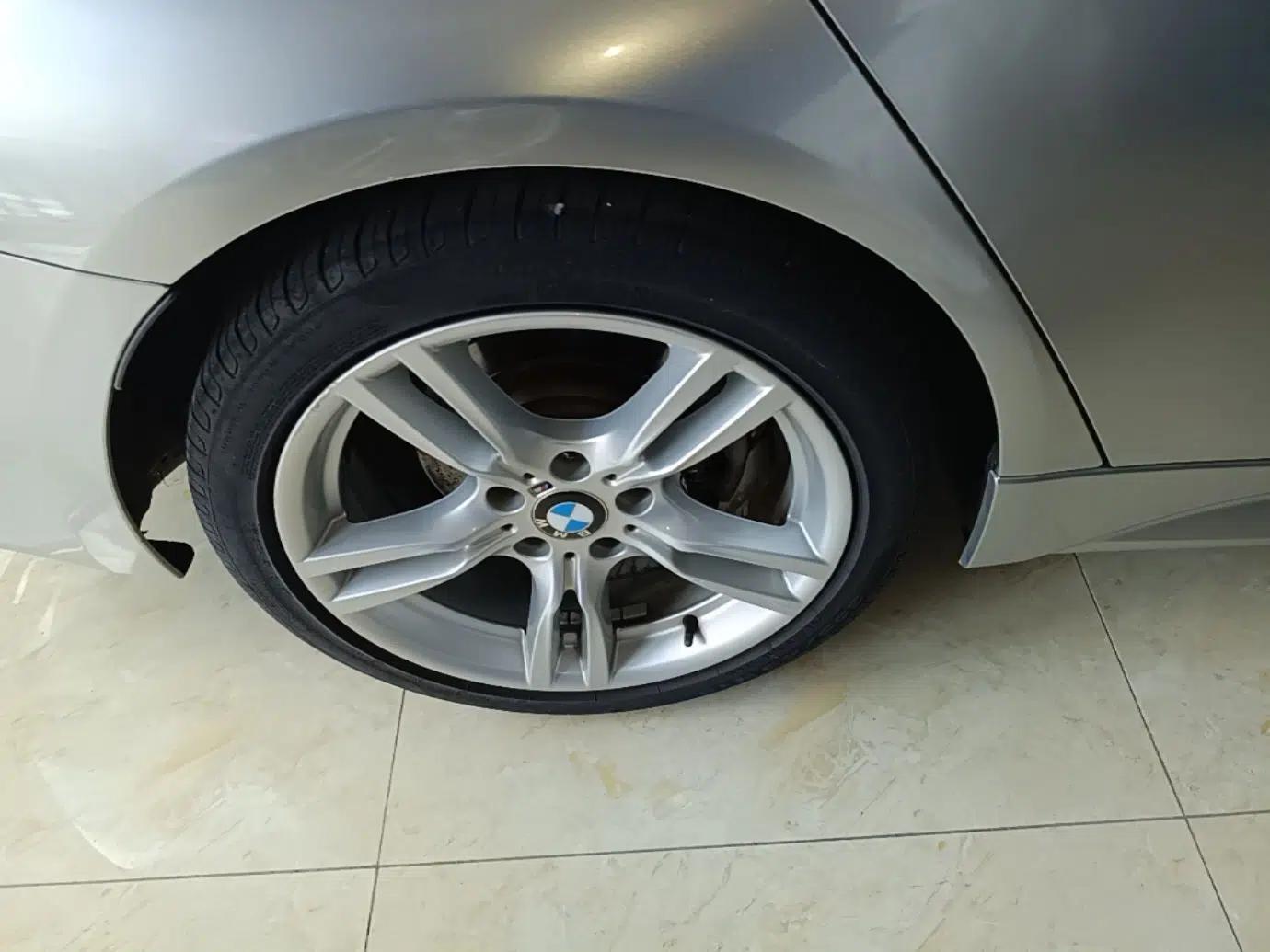 BMW 3 Series 2017 320i M Sport — миниатюра 16