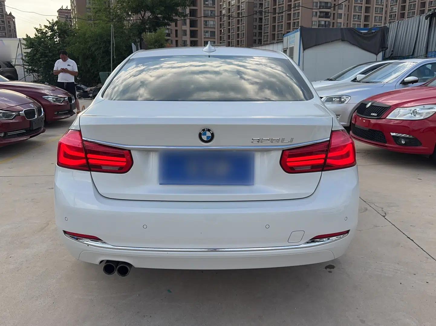 BMW 3 Series 2016 328Li Luxury Design Package — миниатюра 4