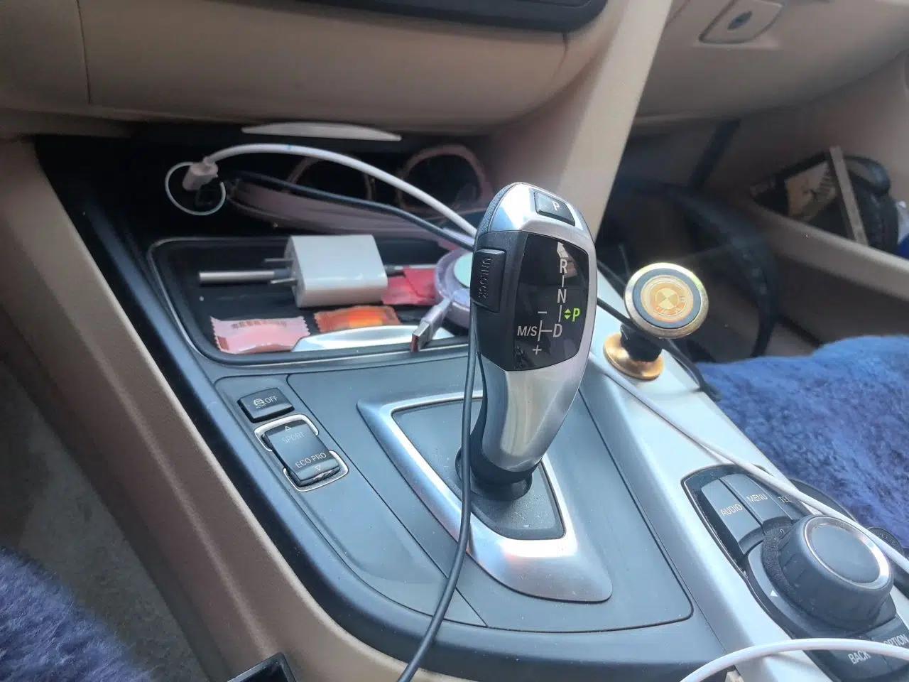 BMW 3 Series 2015 320i Active Edition — миниатюра 14