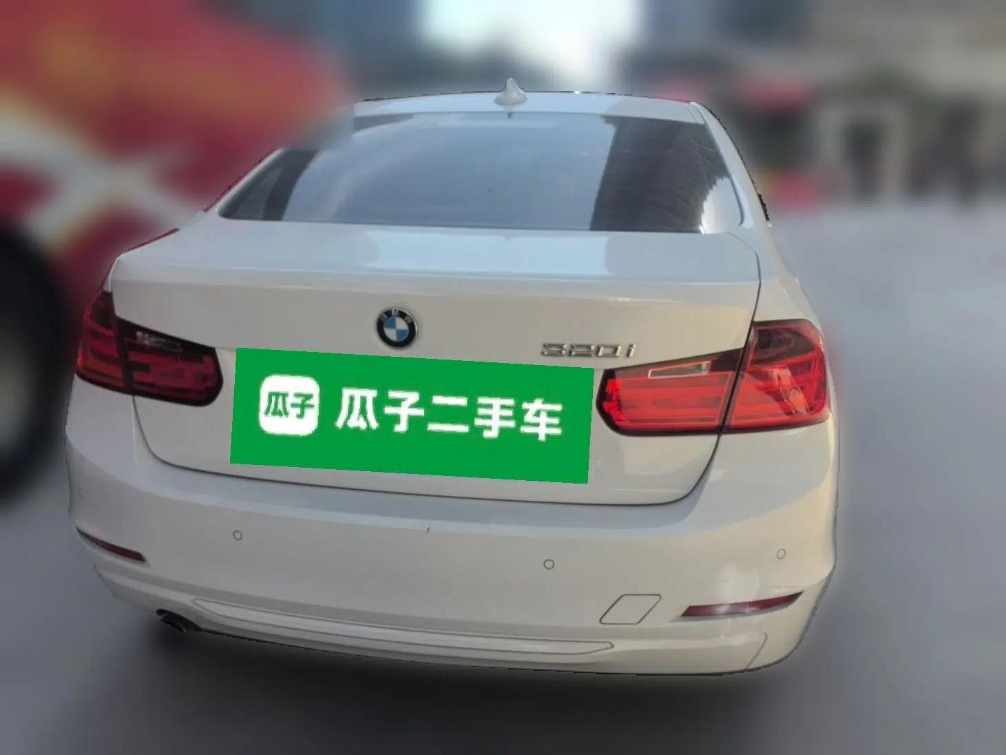 BMW 3 Series 2015 320i Active Edition — миниатюра 5