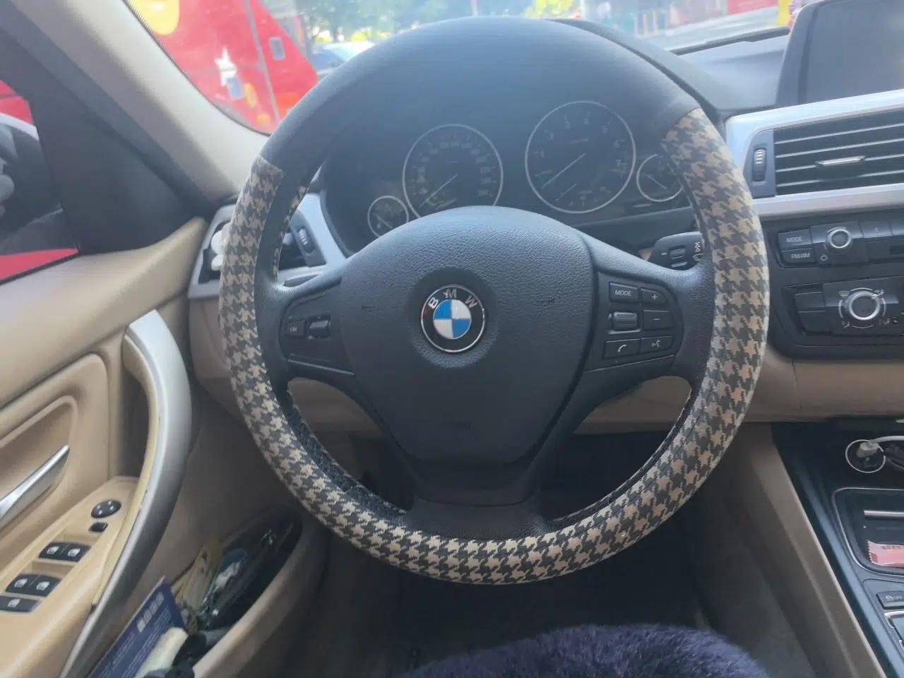 BMW 3 Series 2015 320i Active Edition — миниатюра 10