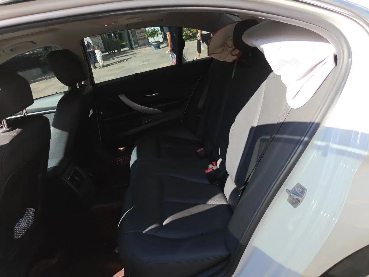 BMW 3 Series 2016 320Li Fashion Model — миниатюра 17