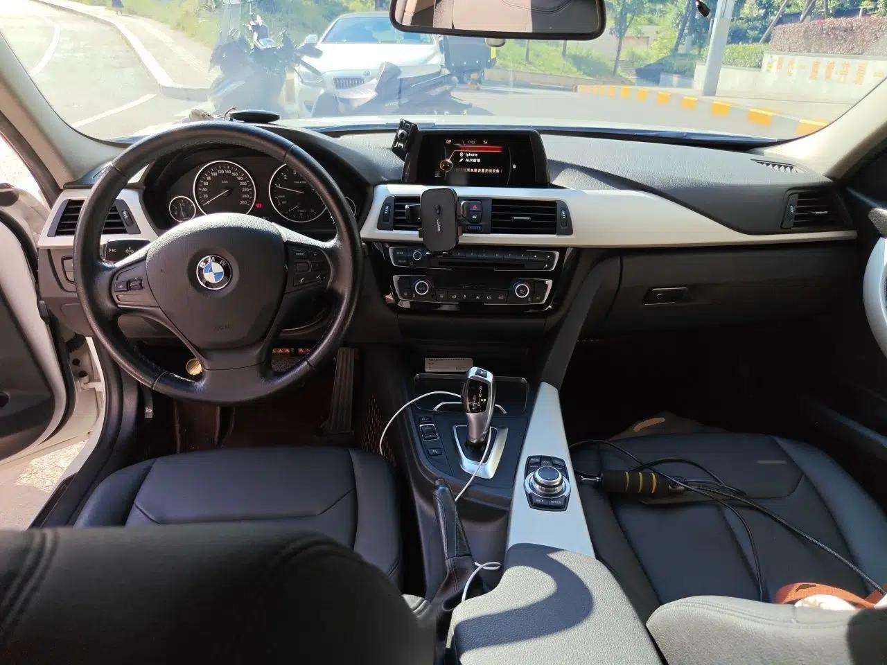 BMW 3 Series 2016 320Li Fashion Model — миниатюра 9