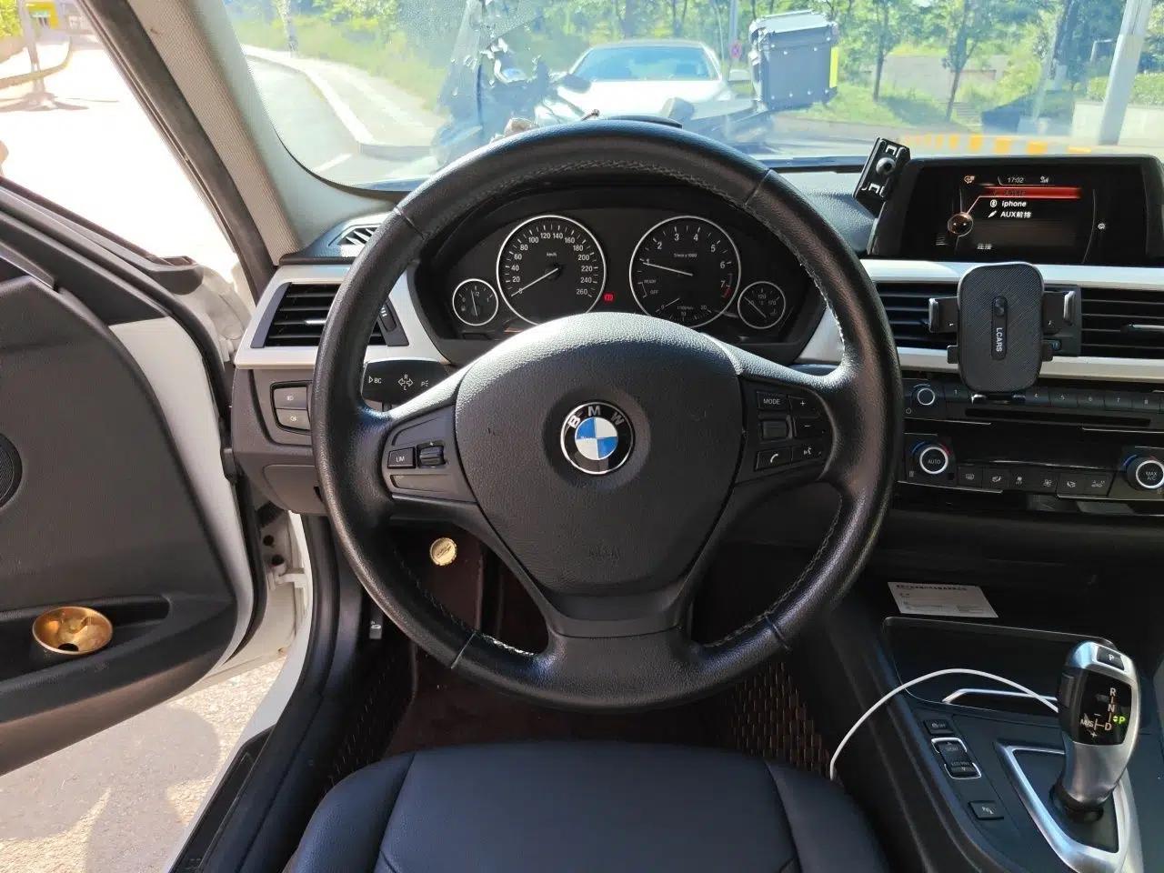 BMW 3 Series 2016 320Li Fashion Model — миниатюра 10