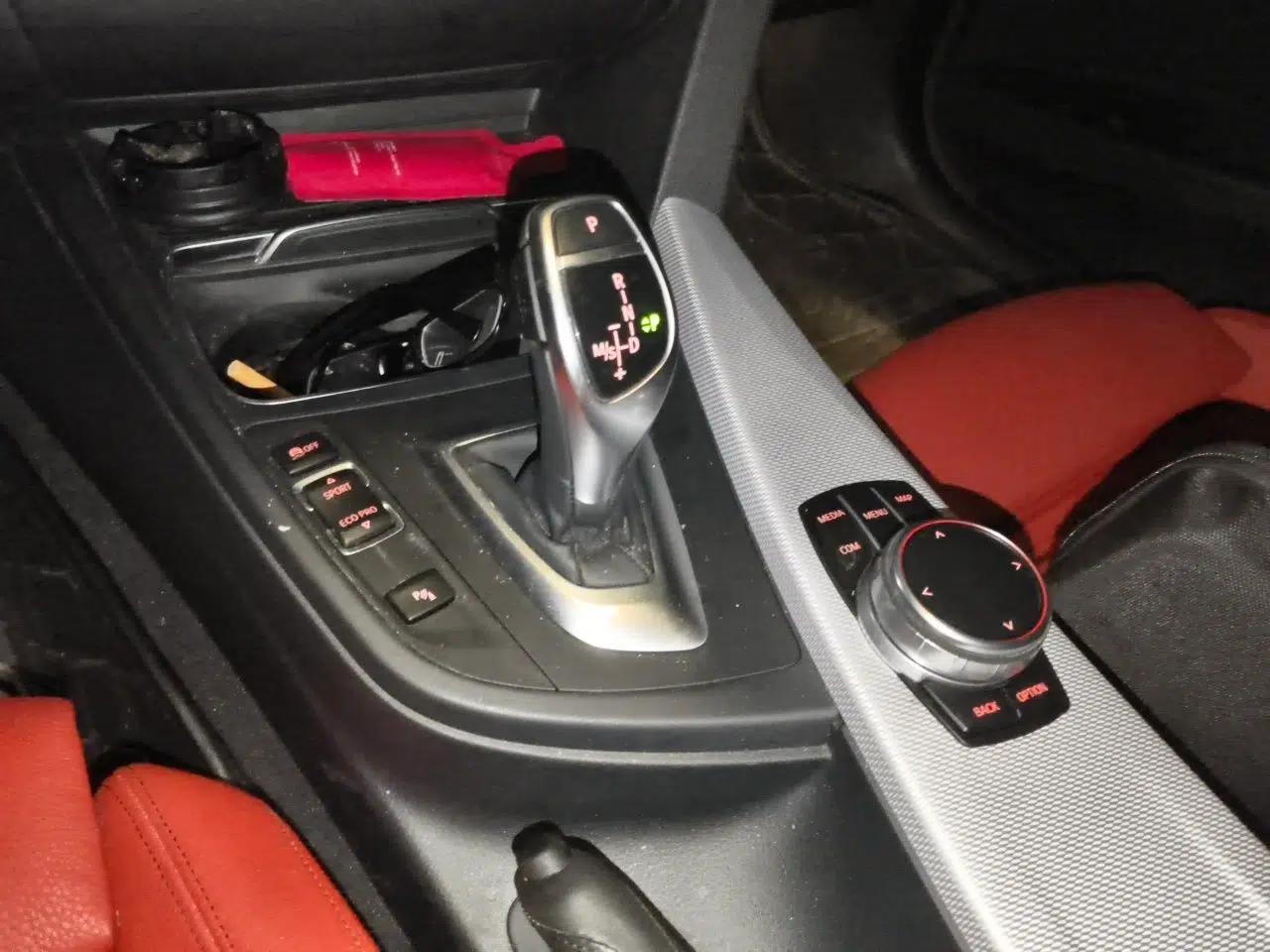 BMW 3 Series 2017 330i M Sport Edition — миниатюра 14