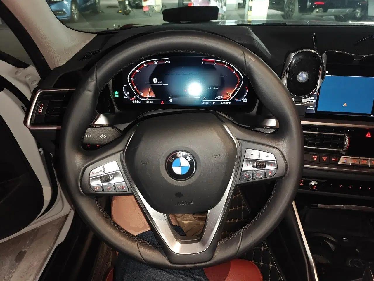 BMW 3 Series 2021 Restyled 320i Sport Package — миниатюра 10