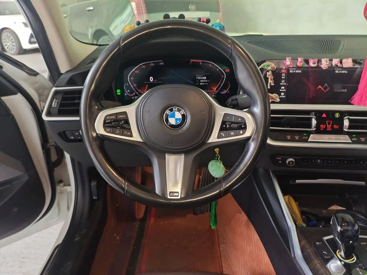 BMW 3 Series 2020 325Li M Sport Package — миниатюра 10