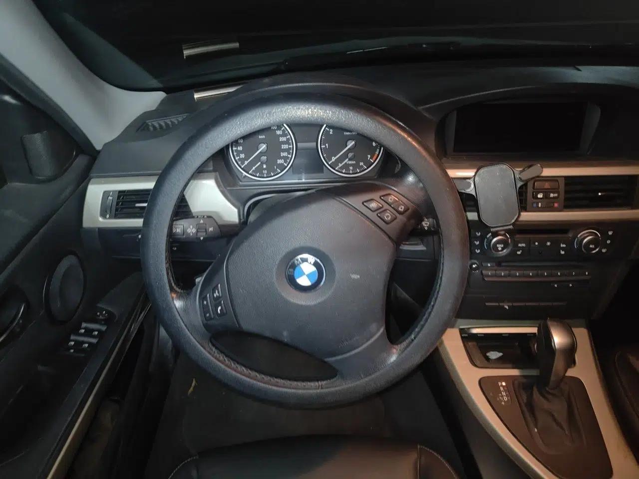 BMW 3 Series 2012 320i Luxury Edition — миниатюра 10