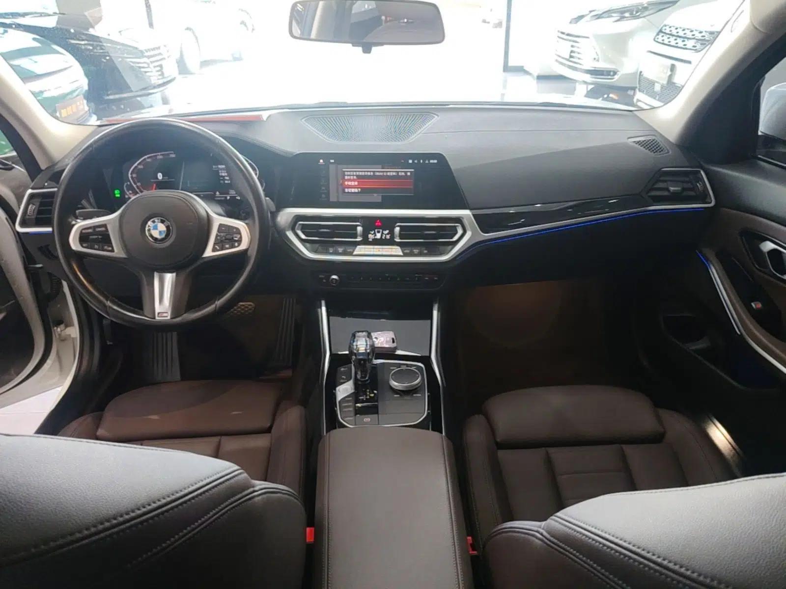 BMW 3 Series 2021 Second Facelift 320Li M Sport Package — миниатюра 12