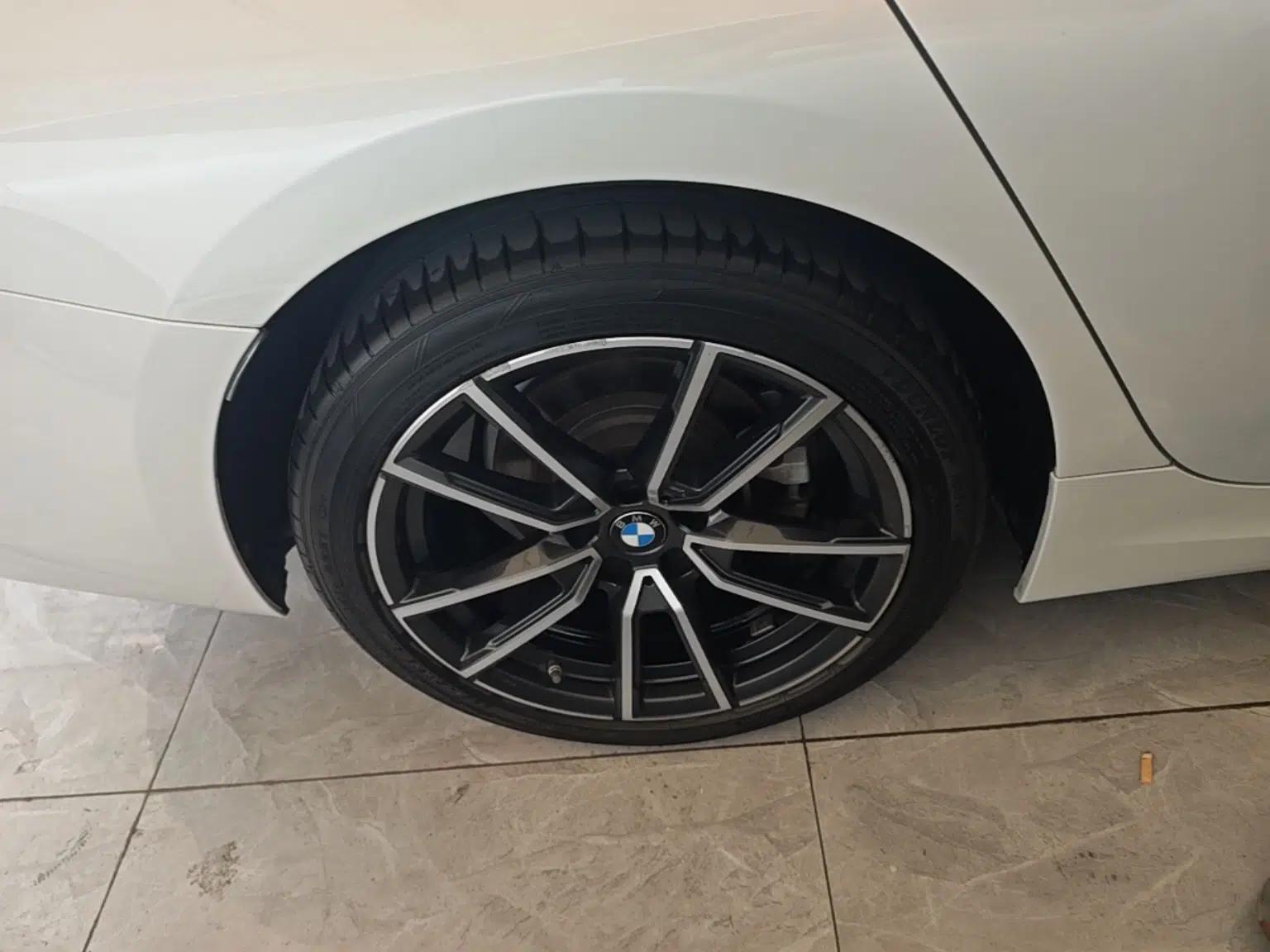 BMW 3 Series 2021 Restyled 325Li M Sport Package — миниатюра 11