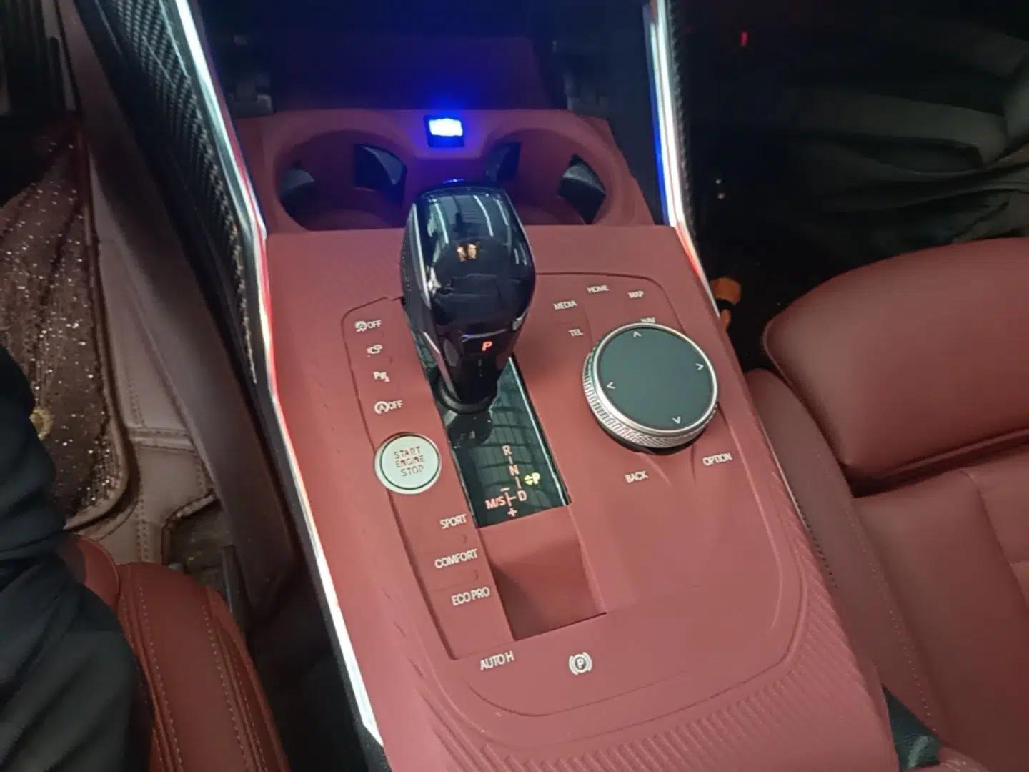 BMW 3 Series 2022 320Li M Sport Package — миниатюра 21