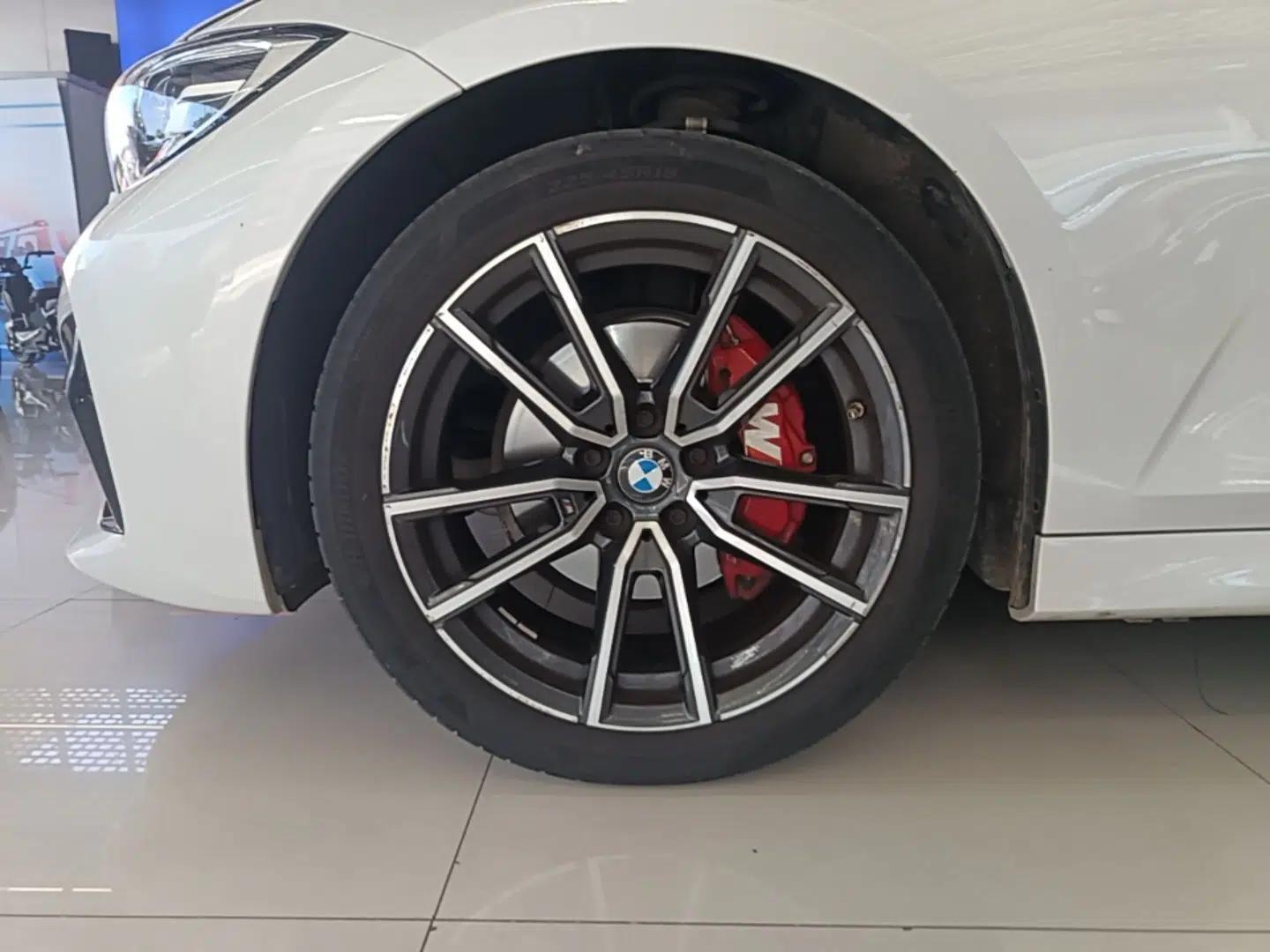 BMW 3 Series 2022 320Li M Sport Package — миниатюра 10