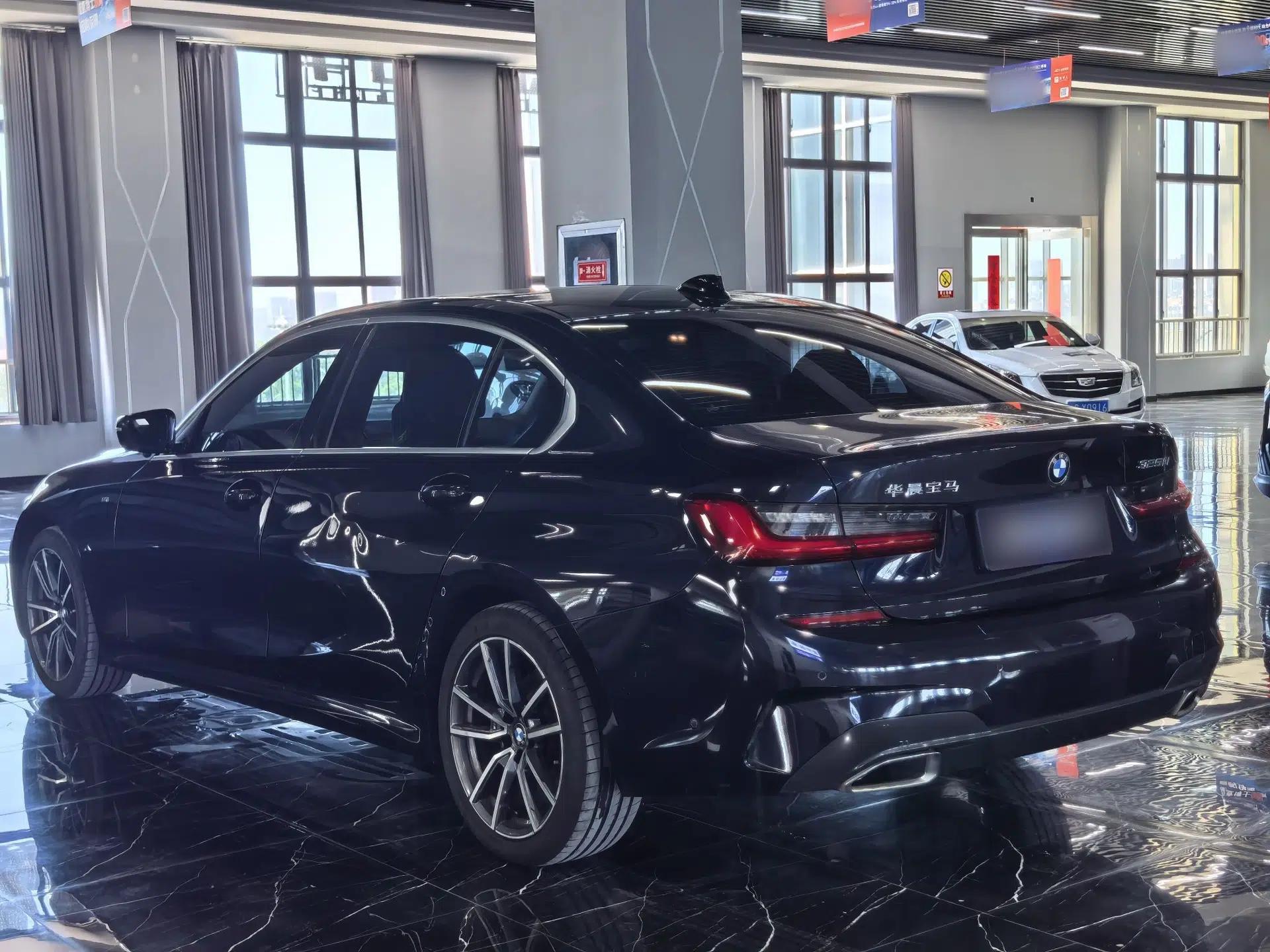 BMW 3 Series 2020 Restyled 325Li M Sport Package — миниатюра 15