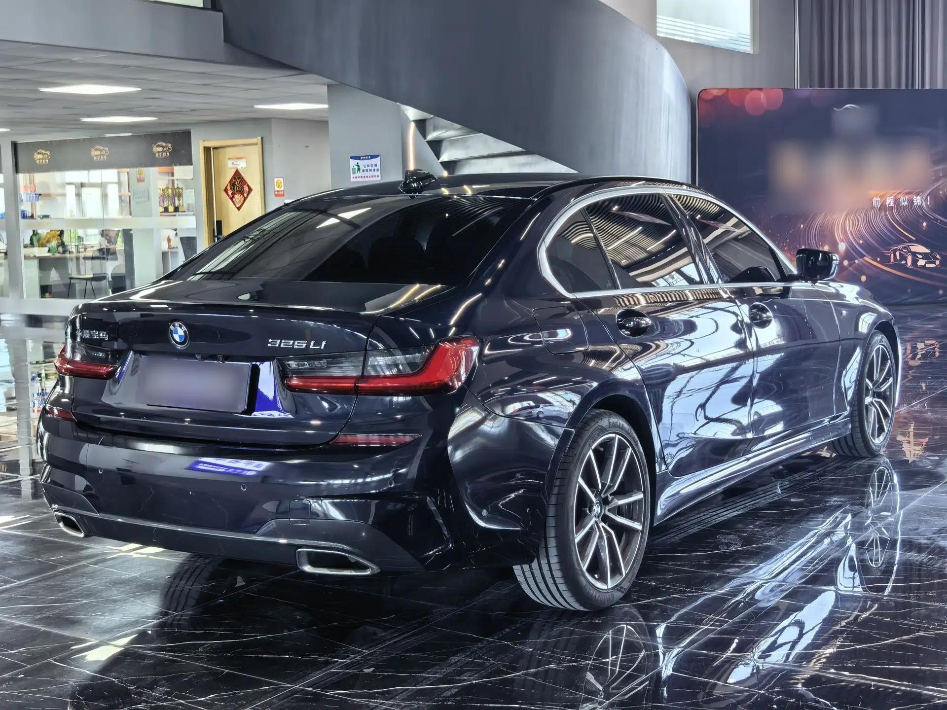 BMW 3 Series 2020 Restyled 325Li M Sport Package — миниатюра 17