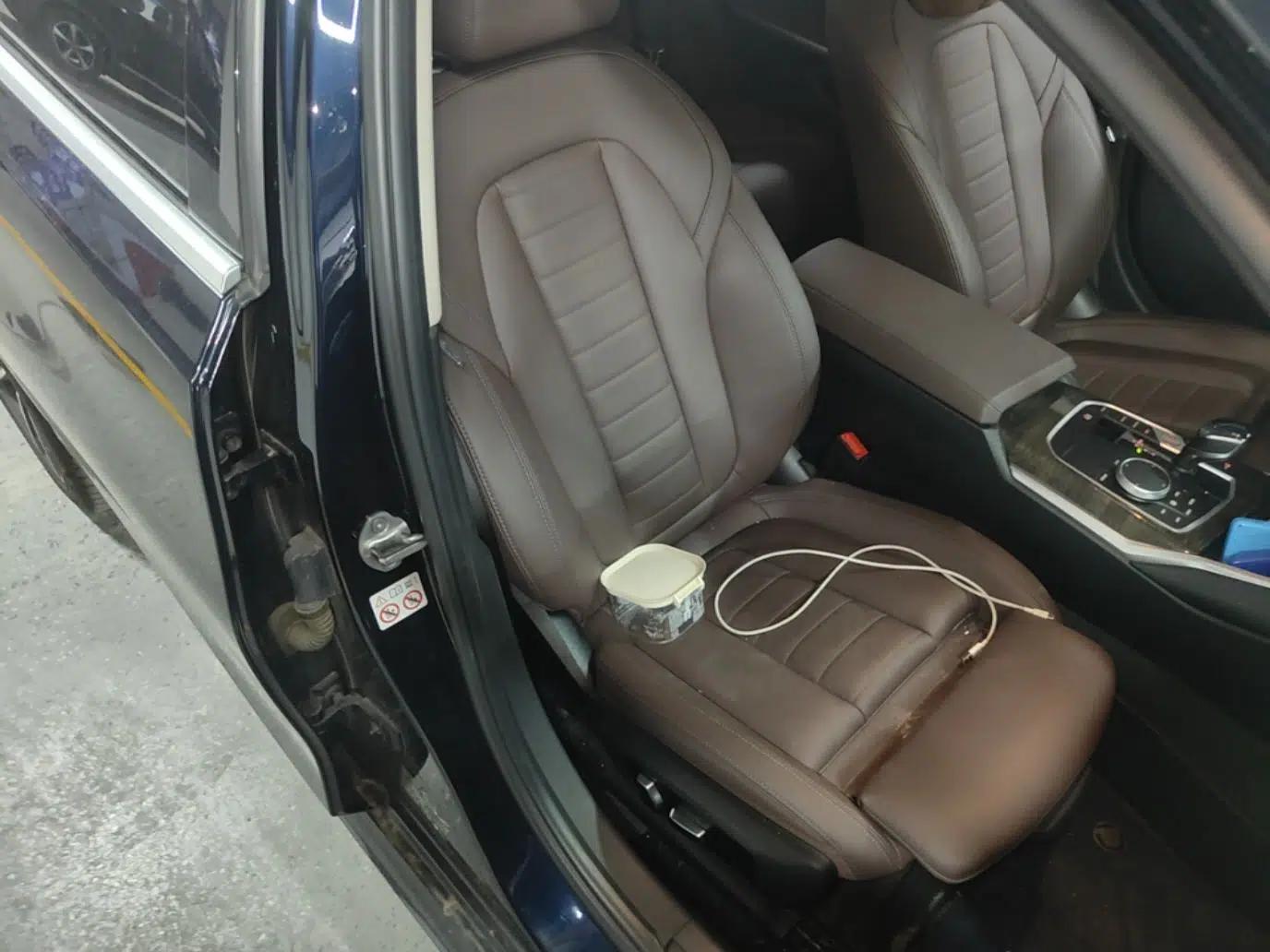 BMW 3 Series 2020 Restyled 325Li M Sport Package — миниатюра 25