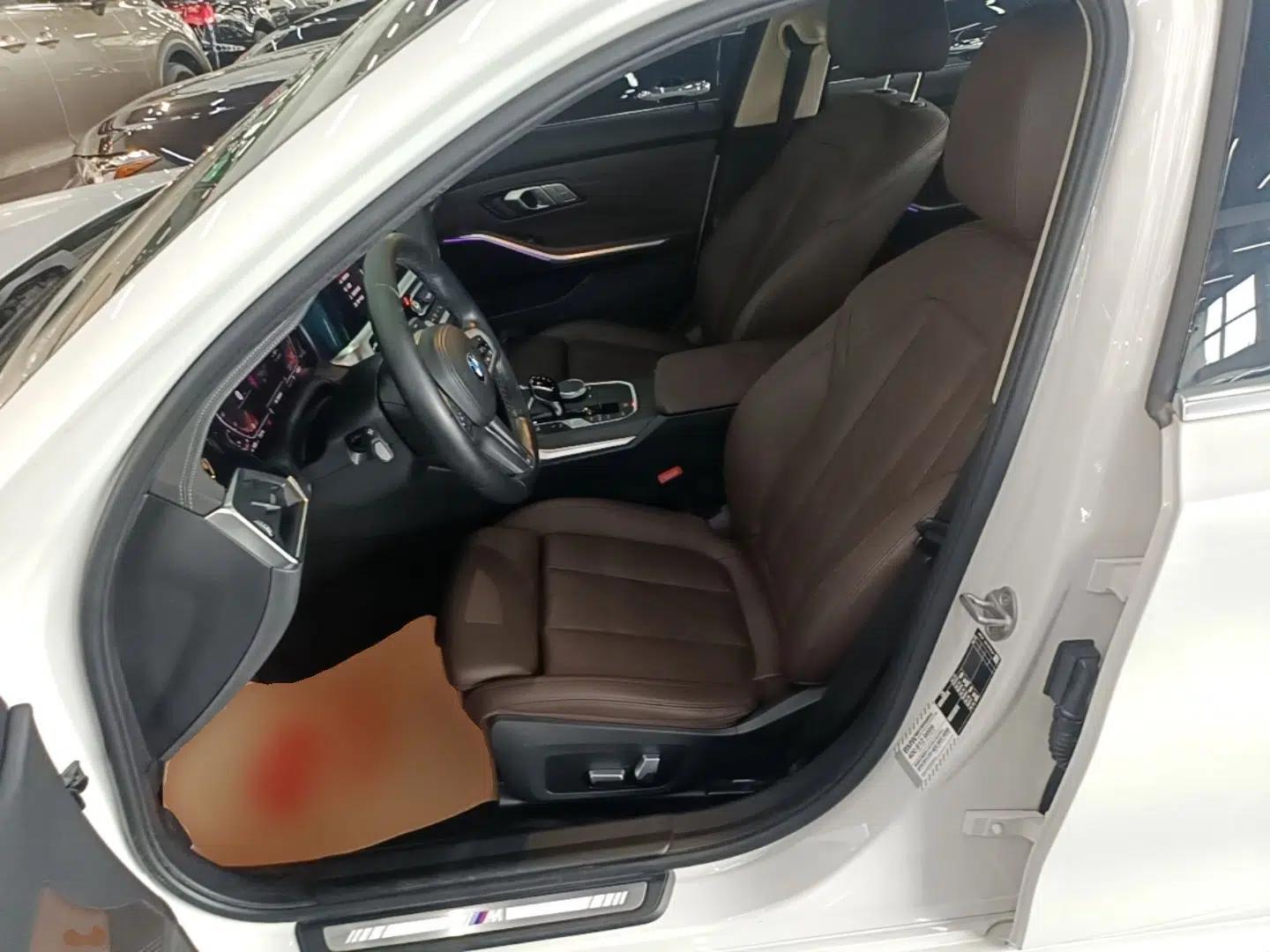 BMW 3 Series 2022 325i M Sport Package — миниатюра 17