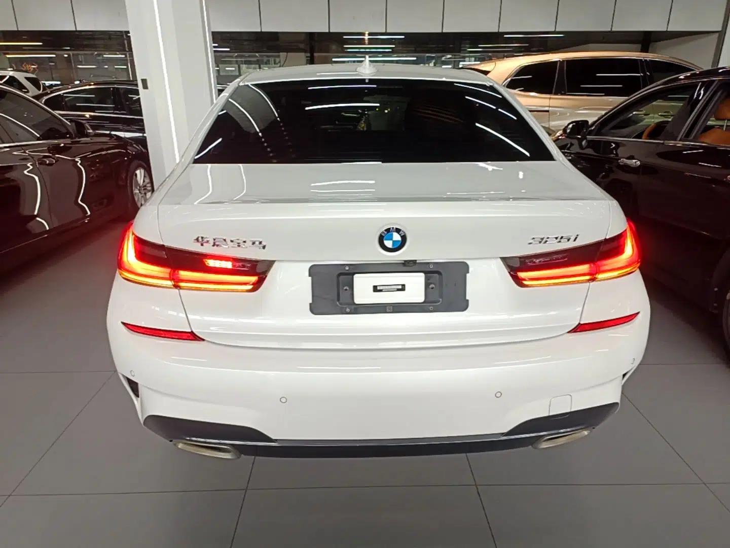 BMW 3 Series 2022 325i M Sport Package — миниатюра 5